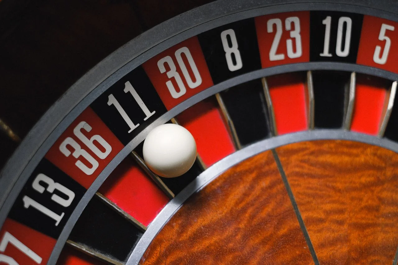 f8bet71 — Live Casino — Từ Baccarat Đến Roulette, Lọc Bàn Theo Ngân Sách